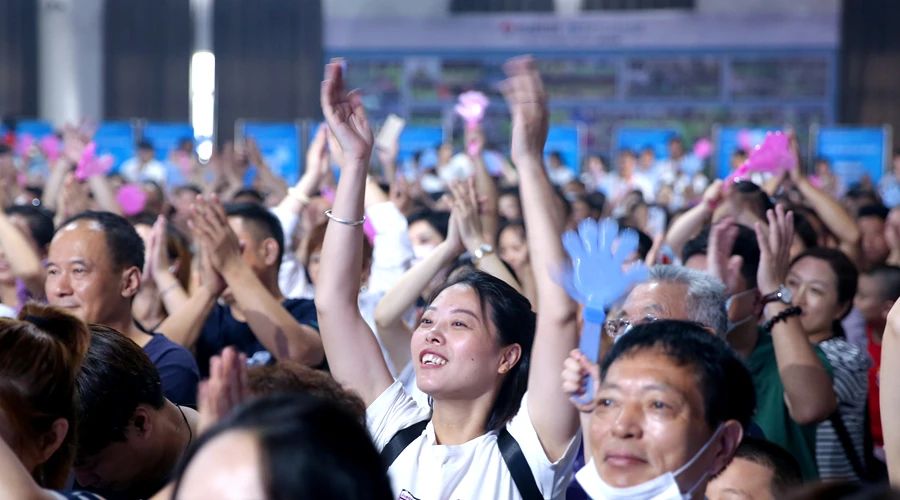 酷玩酷学艺术研学夏令营,酷学酷玩夏令营