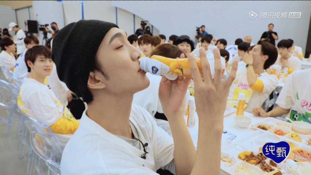 选秀综艺里的打投奶，到底好不好喝？