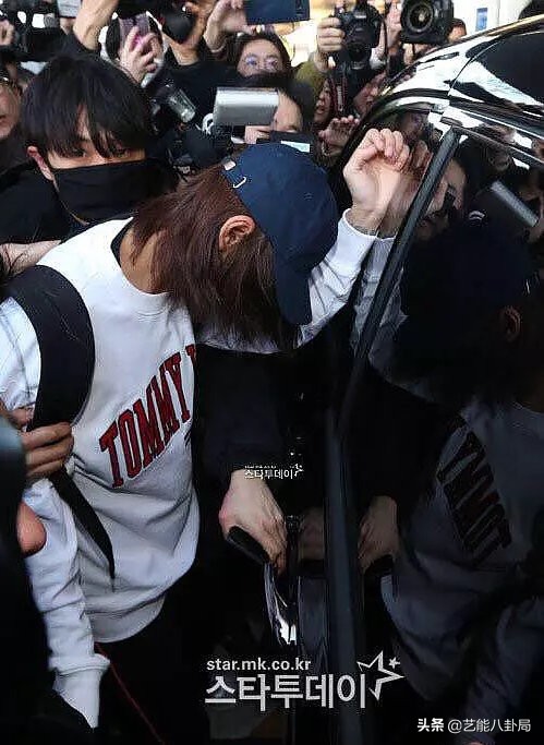 郑俊英发道歉信承认*拍偷**罪行，中断演艺活动，一辈子反省