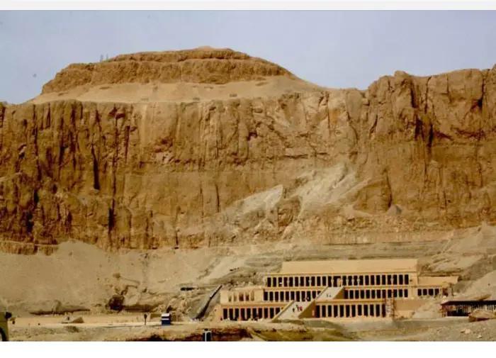 山海经里昆仑山脉是哪,山海经昆仑之墟瓦屋山