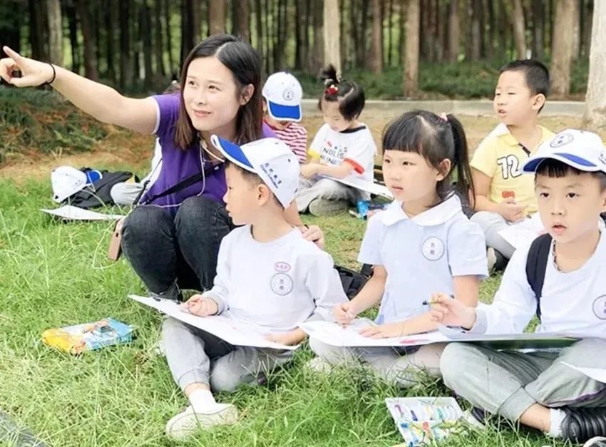 花山镇幼儿园申报条件,武汉市光谷花山碧桂园晶晶幼儿园