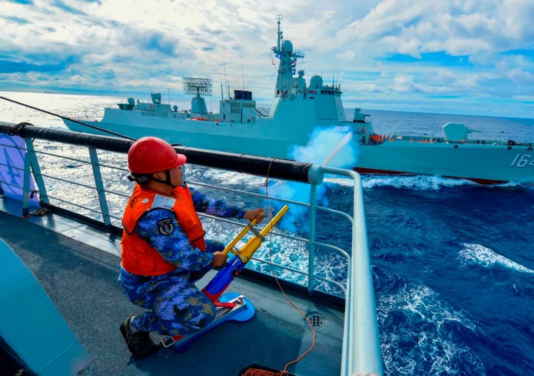 桂林舰,桂林舰服役后出海训练