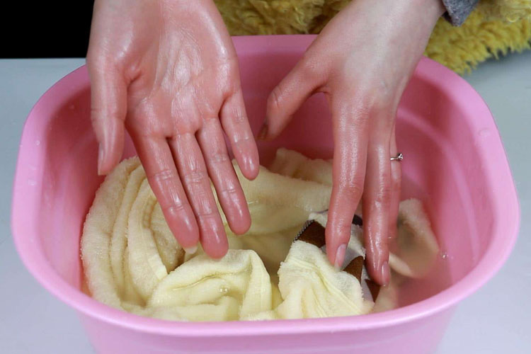 夏天毛巾有异味应该怎样清洗,夏天毛巾很臭有何妙招