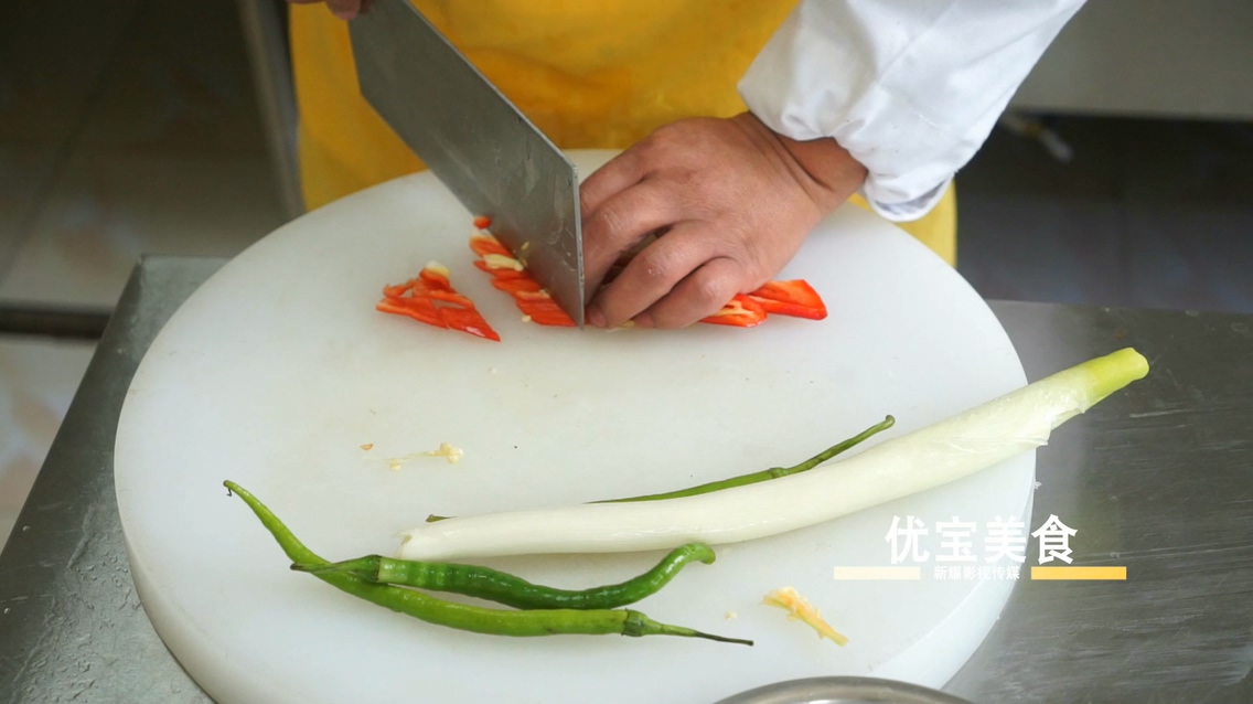 海参做熟嚼不动怎么办,活海参如何制作好吃