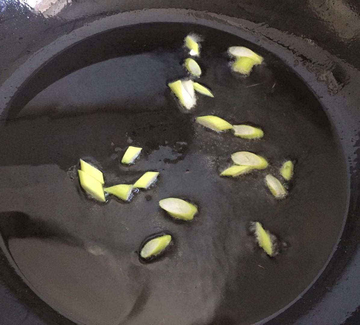 咸蛋虾仁炒饭的做法大全 (咸蛋虾仁杂豆粥的做法)