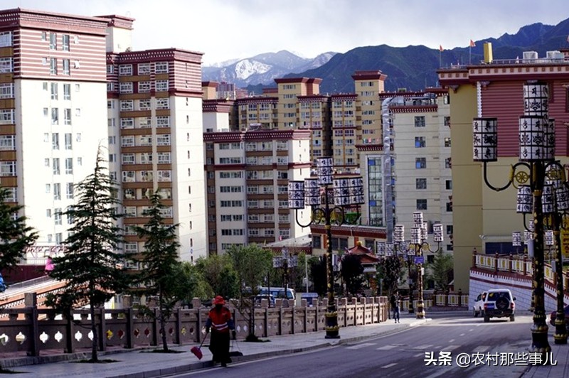 鍒濊鏄岄兘,鍒濋亣瑗胯棌