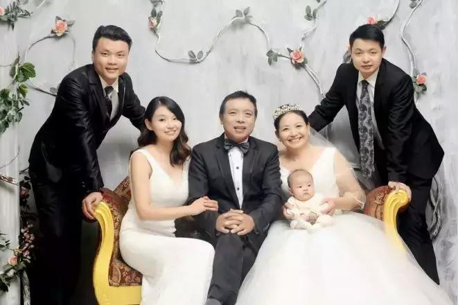 如何画一张过春节的全家福,技术贴的正确贴法视频