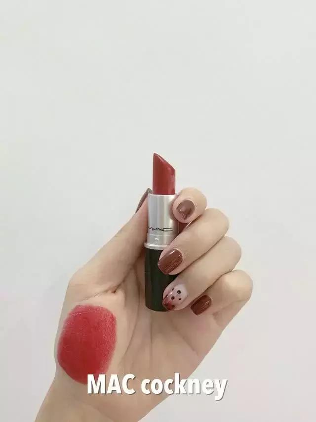 这些买断货的爆款，你有吗？听说巨显白哟！