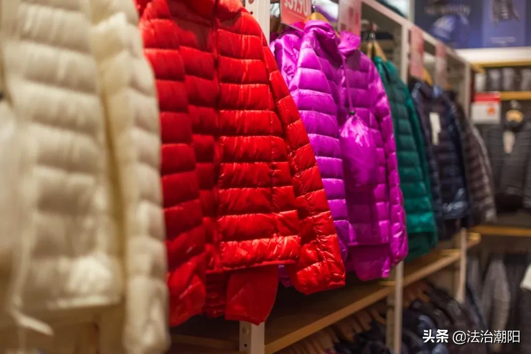 羽绒服越薄越好还是越厚越好,羽绒服穿得越厚越好吗