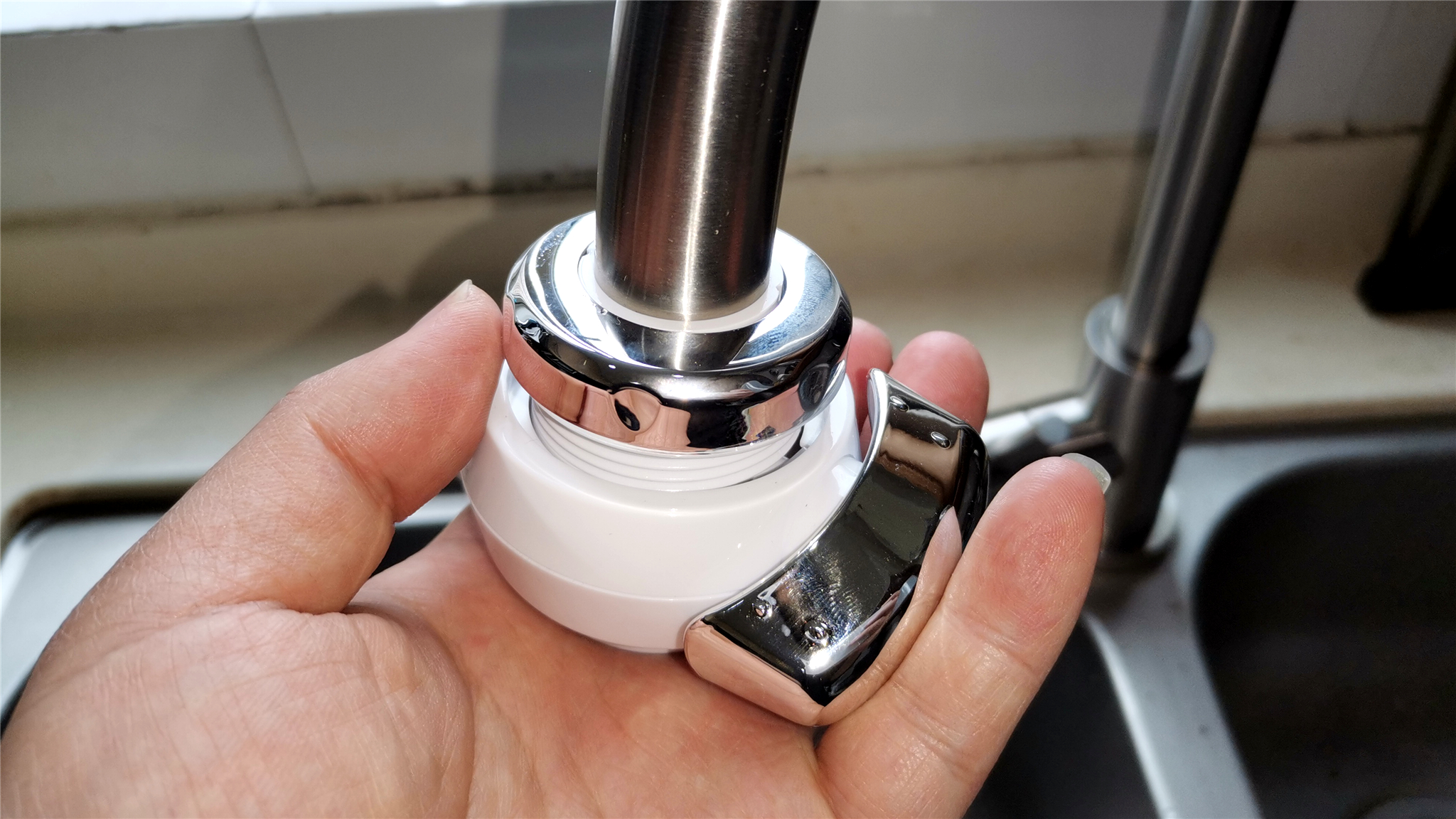 九阳厨下式净水机,九阳水龙头净水器如何净水