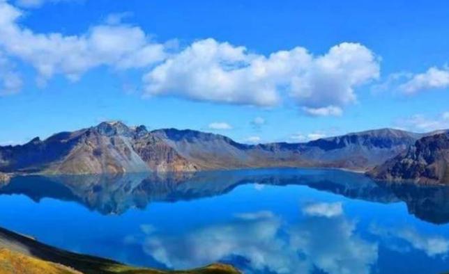 欣赏长白山美景,发现大自然的草木之美