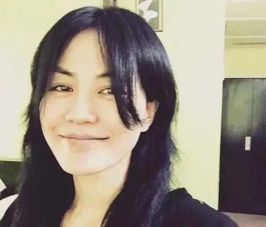 王菲张柏芝刘嘉玲卸妆后照片对比,张柏芝王菲赵薇刘嘉玲