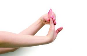 几个动作预防腱鞘炎(妈妈手),准妈妈必看