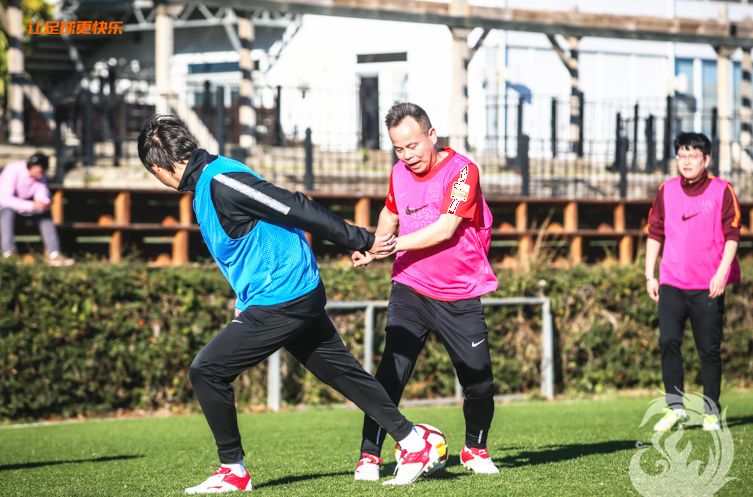 王小松武汉队,2018卓尔董事长王小松