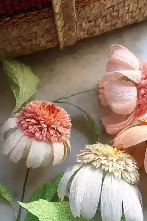 纸折立体水仙花,怎么用纸折出水仙花简单版