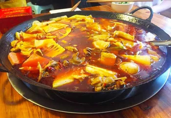 重庆各个区域好耍好吃的推荐,重庆哪有好吃好玩的地方