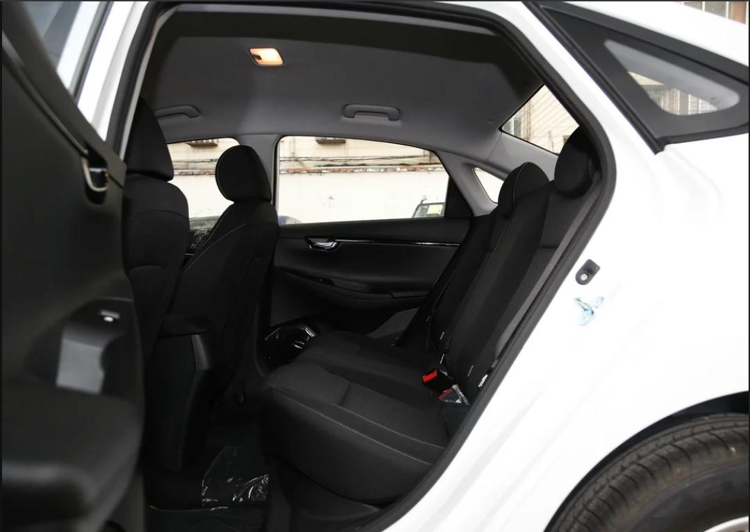 悦动2022款手动挡三大件及油耗,现代悦动皮实耐用省油