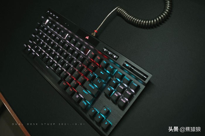 不到半年时间，接着折腾优化桌面，再SHOW一次