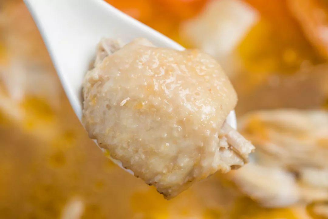 宝安人的顺德饭堂,生蚝用木桶蒸,还加黑松露