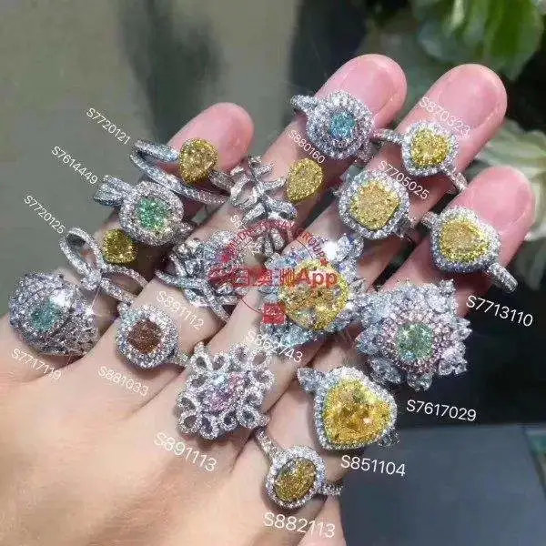 我刷了三分钟朋友圈,看到五个卖货的