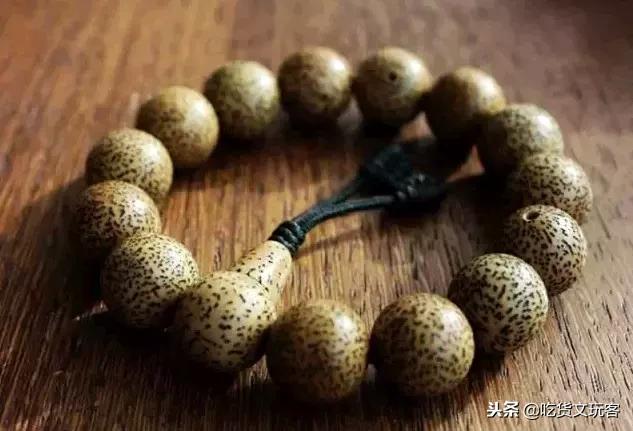 星月菩提哪个种类比较好,哪个种类的星月菩提是最好的