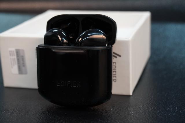 漫步者真无线lollipodsplus,airpods和漫步者lollipods