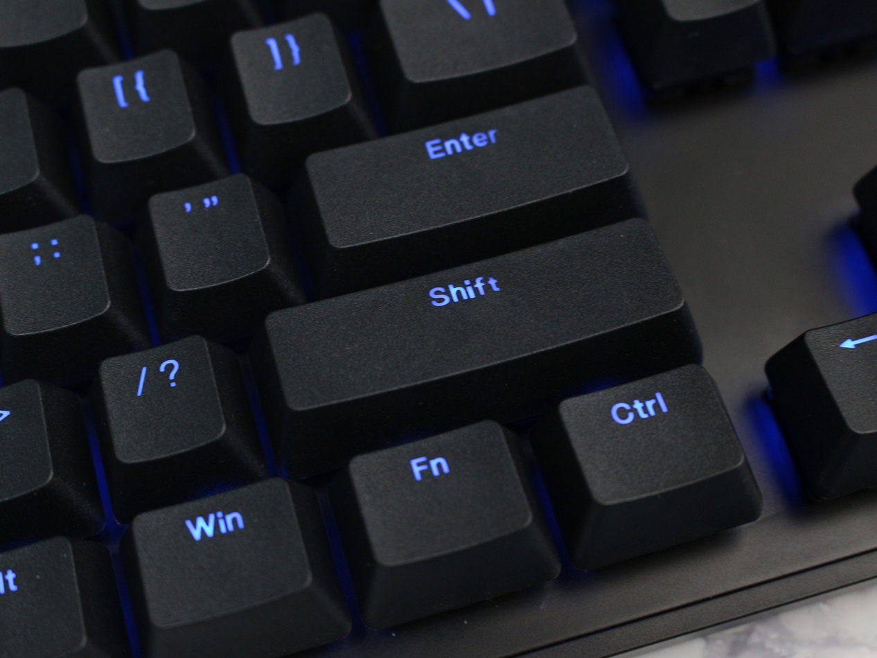 ikbc机械键盘r300青轴,ikbcw200机械键盘评测