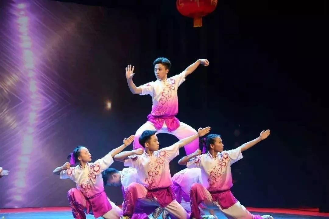 这个网红潮流地标惊喜不断!12月21日全场餐饮五折起等你来嗨