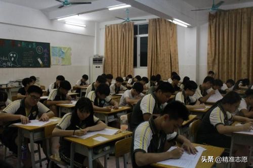 劳动经济学与经济学哪个好就业,经济学劳动经济学就业方向前景