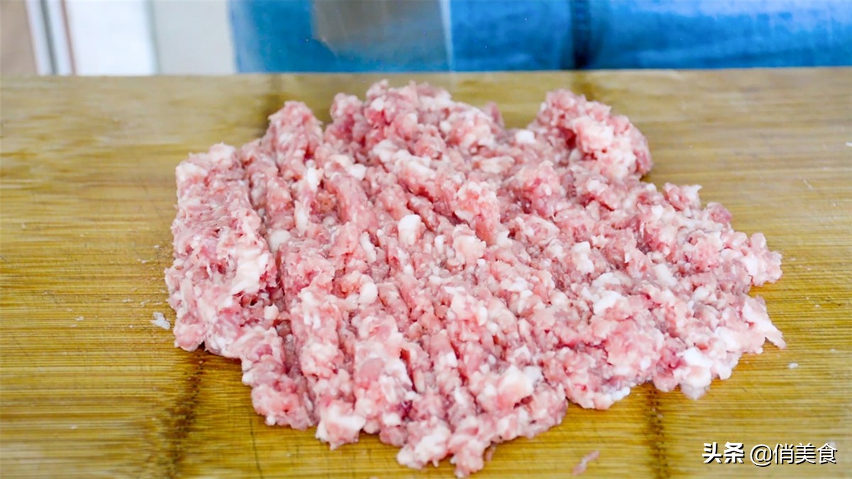 水煎包如何做底部酥脆,水煎包底部怎么做金黄酥脆