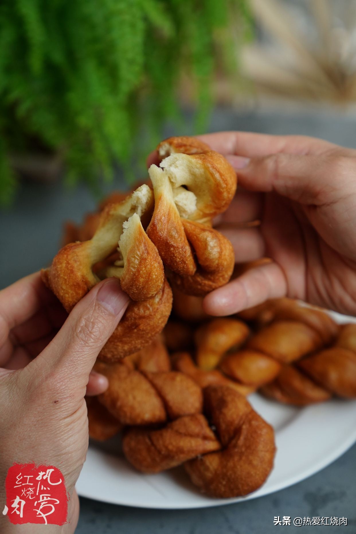 面粉别总是蒸包子,面粉加鸡蛋蒸馒头最简单的做法