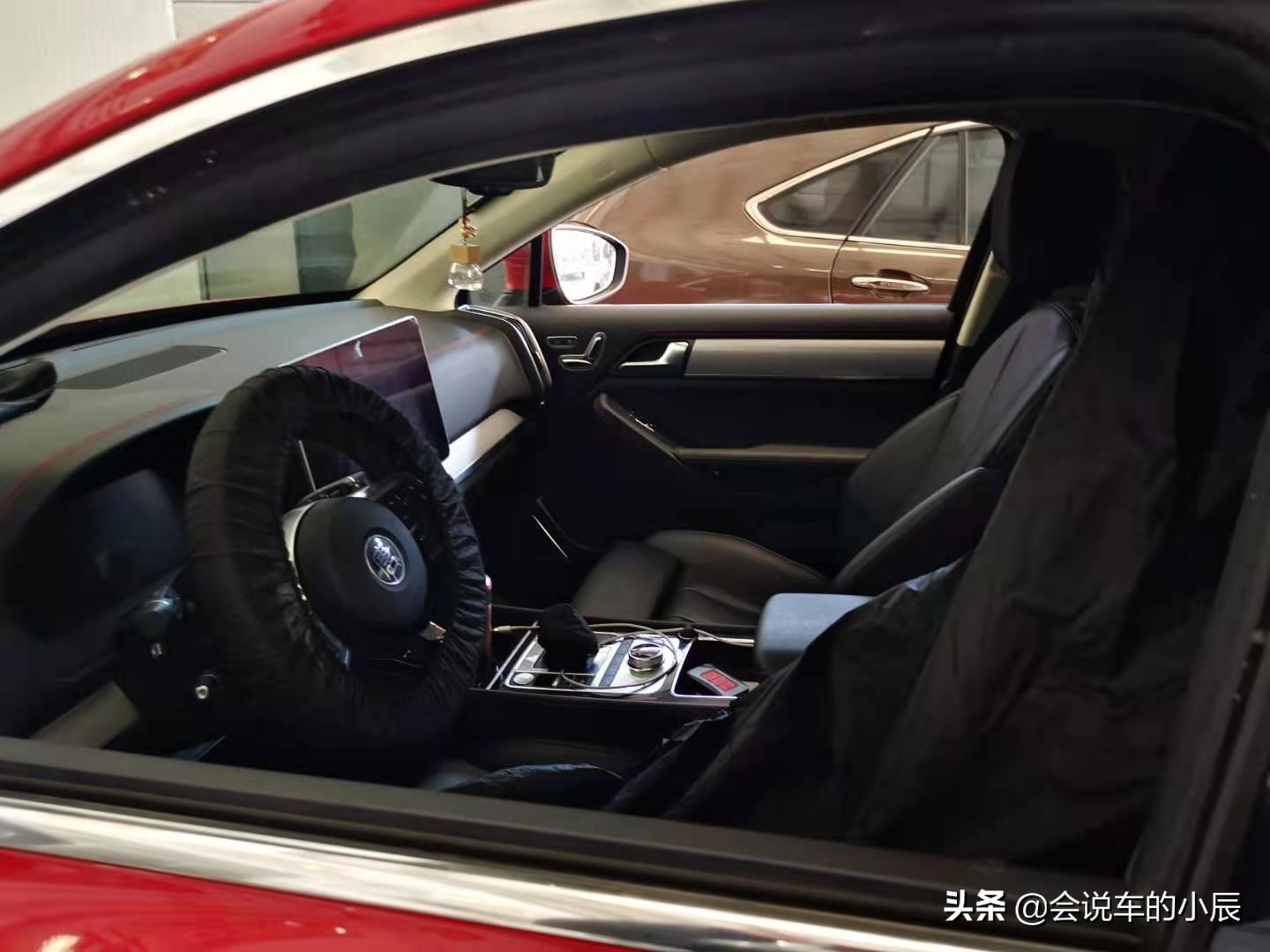 唐ev车钥匙功能解读,22款唐ev车内nfc感应