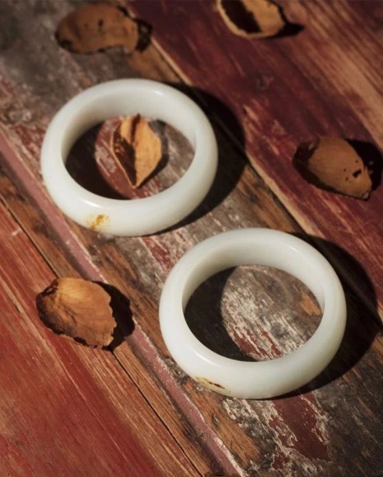 穿金显富贵戴玉保平安,穿金显富贵戴玉保平安完整版