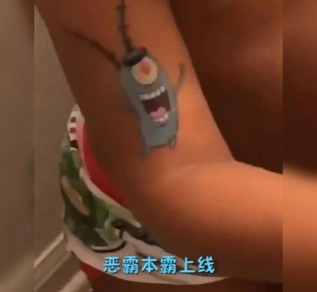 对爸爸说我想纹身,女儿想纹身爸爸怎么回答