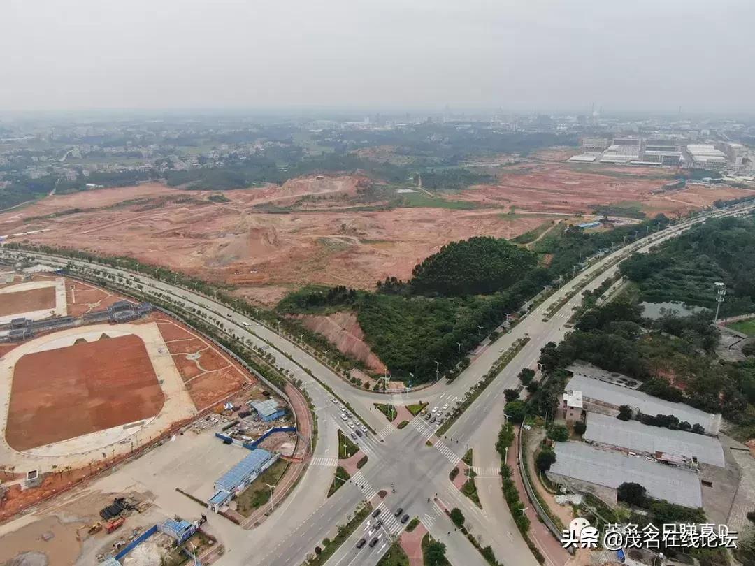 茂名共青河新城,茂名共青河新城三个楼盘