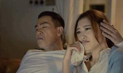 婴儿出生十天脐带未脱落且有血,婴儿脐带脱垂命悬一线