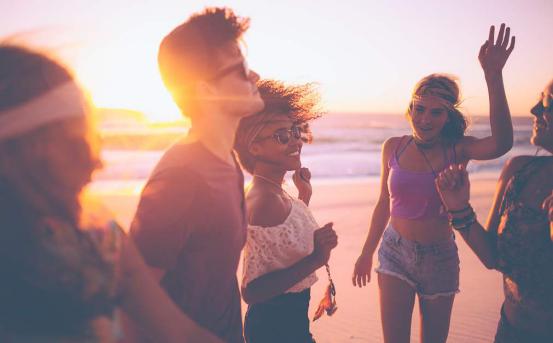 现在年轻人选什么墙布好,年轻人流行墙布