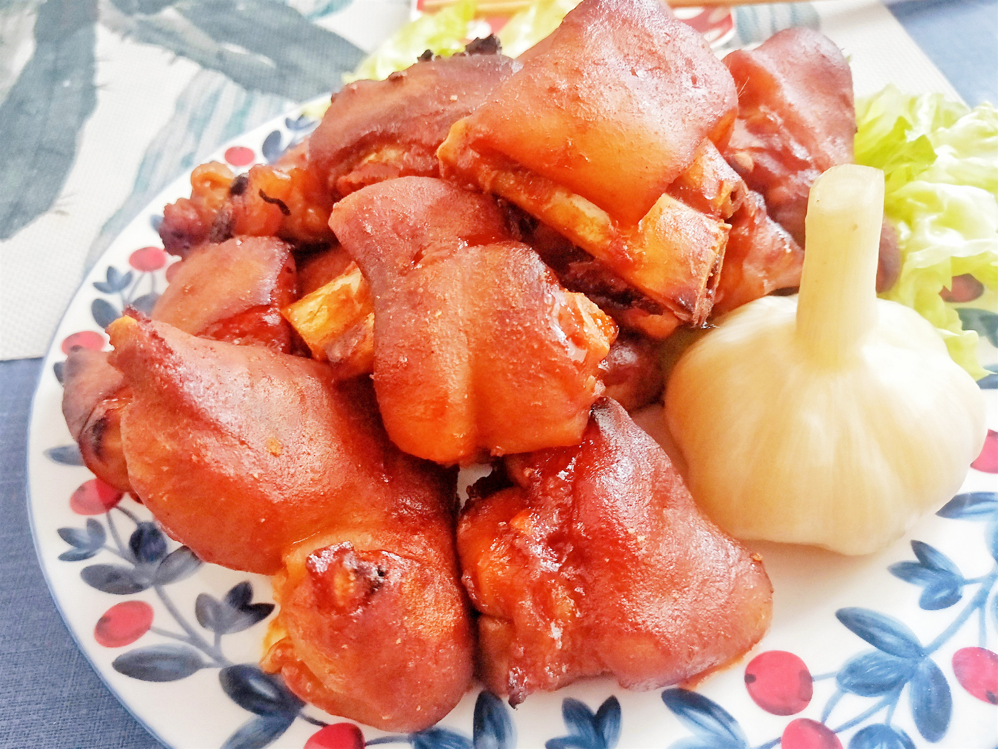 软烂不油腻的烤猪蹄你值得拥有,用4个猪蹄做正宗烤猪蹄