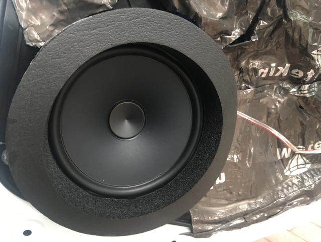 起亚kx3喇叭声音可以改吗,起亚kx3四门隔音自己会做吗