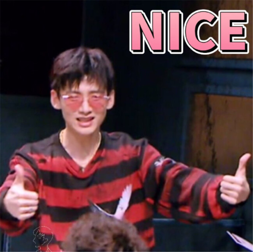 轻奢客厅无主灯灯具搭配效果,无主灯和吊灯搭配效果