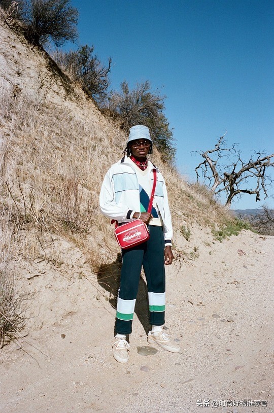 coach新包5900元,coach新包粘手