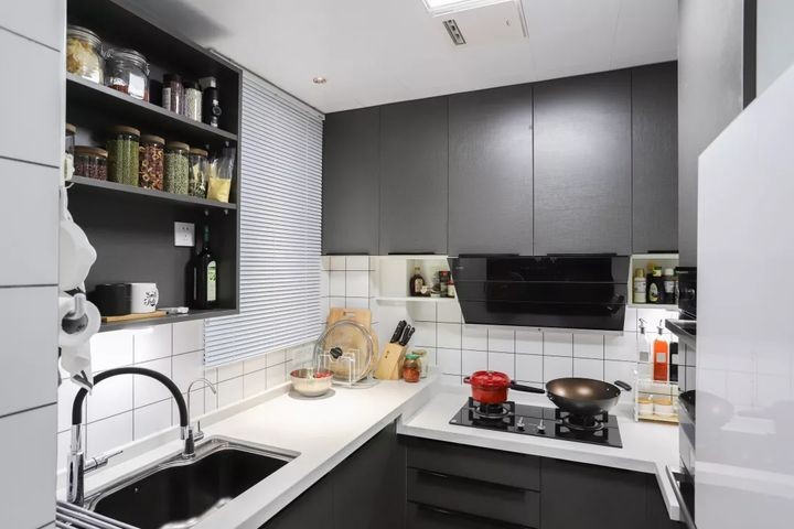 橱柜门板哪种美观耐用,橱柜晶钢门板是什么材质