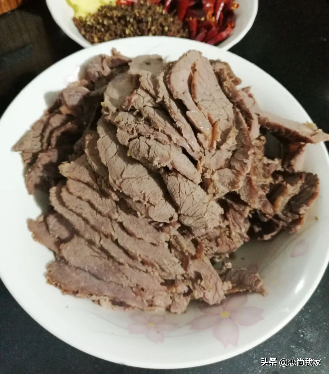 麻辣牛肉干鲜香酥烂麻辣爽口,原味牛肉干怎么做成麻辣牛肉干