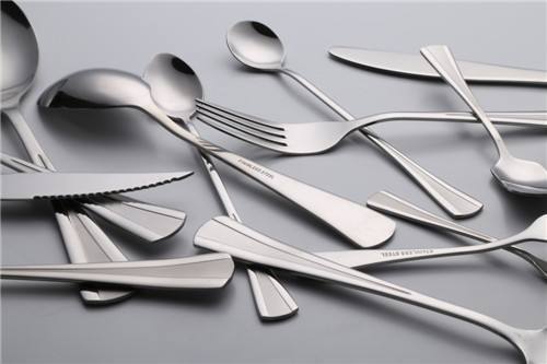 84消毒液可以洗不锈钢餐具吗,洗碗机洗不干净不锈钢餐具怎么办