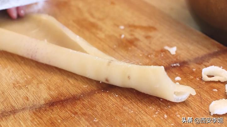 水晶冻肉的熬制方法,制作好的水晶肉冻怎么吃