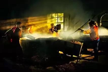 酿出来的白酒苦是什么原因,清香型白酒喝着发苦怎么回事