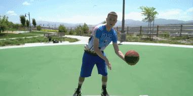 教你一招虚晃过人,球场上超帅的过人技巧教学