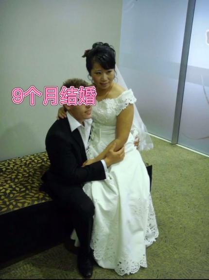 中国网红大妈嫁澳洲小伙被骂母子恋，发视频怒怼网暴，郭家铭吃瓜