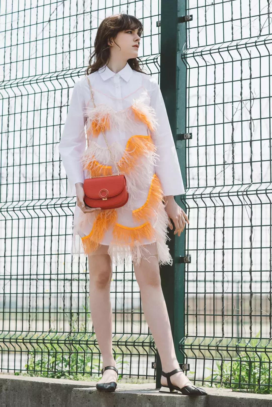 过年真的只要穿红色就是最好看的,春节必须有红色单品