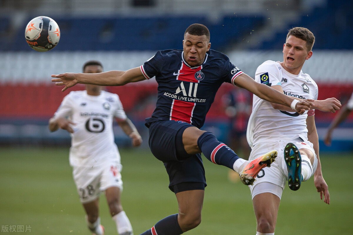 欧冠1-2冷门出局,欧冠拜仁1:0小胜巴黎创纪录